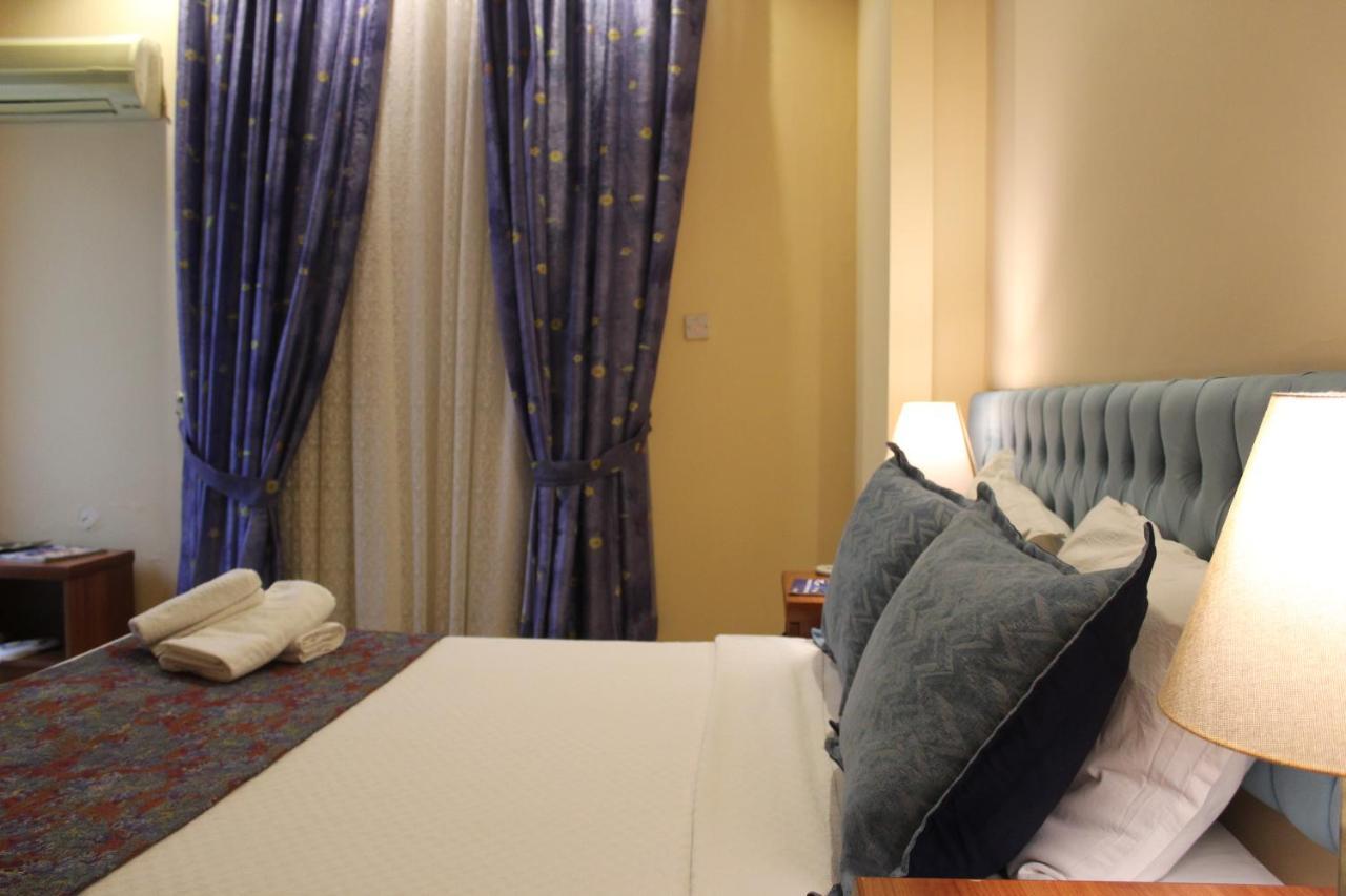 Life Hotel キレニア エクステリア 写真